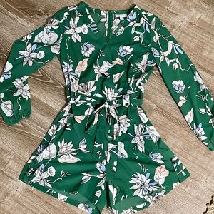 Gorgeous green jumper